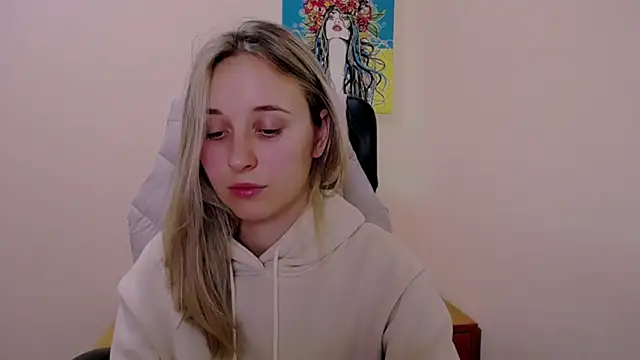  Nicole new online show from October 19, 11:22 am