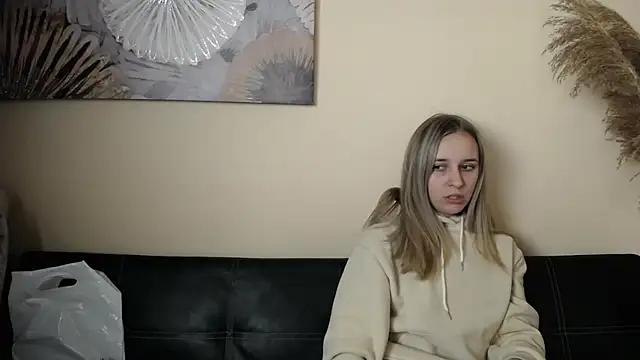  Nicole new online show from November 7, 11:32 am