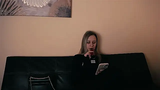  Nicole new online show from March 21, 11:26 am