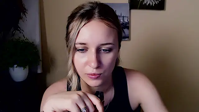 Nicole new online show from June 7, 10:30 am