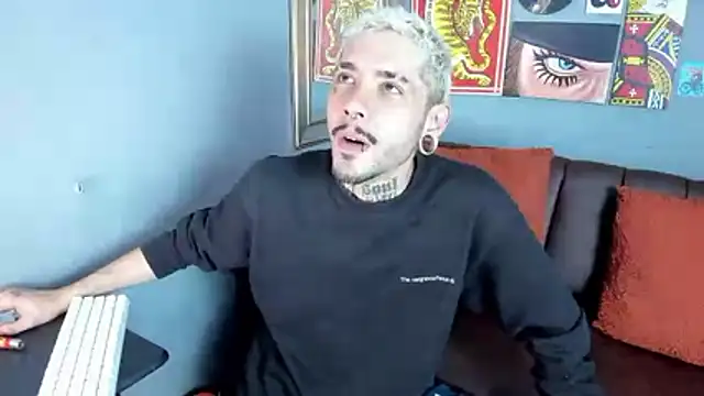 MurdockH online show from March 13, 6:42 am