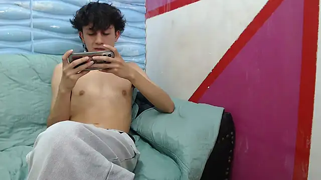 Felipe Browns online show from December 16, 4:49 pm