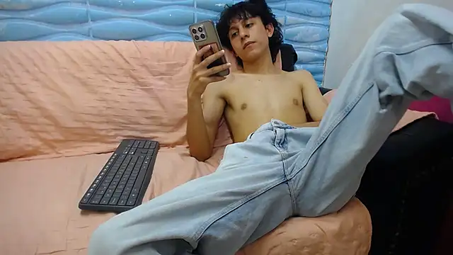 Felipe Browns online show from February 11, 4:35 pm