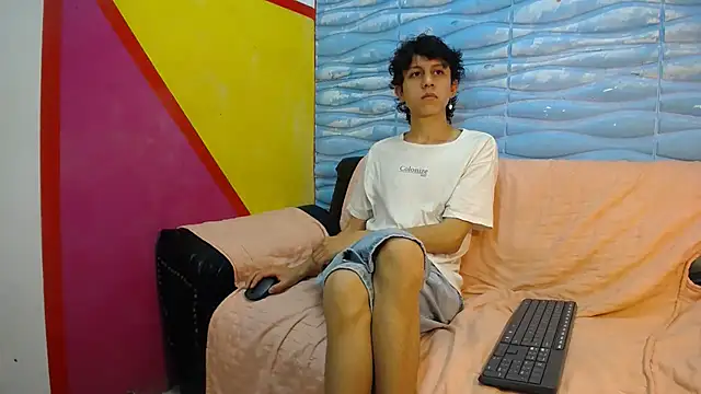 Felipe Browns online show from February 12, 1:59 pm