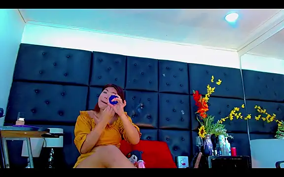 Isalombardi online show from February 24, 2:31 am