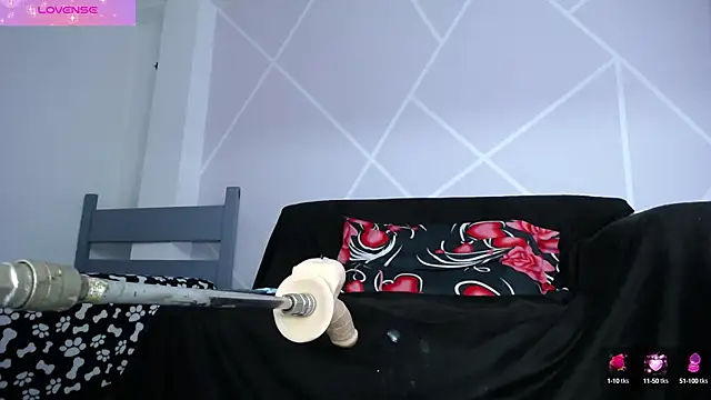 paola ferreira online show from October 13, 1:44 pm