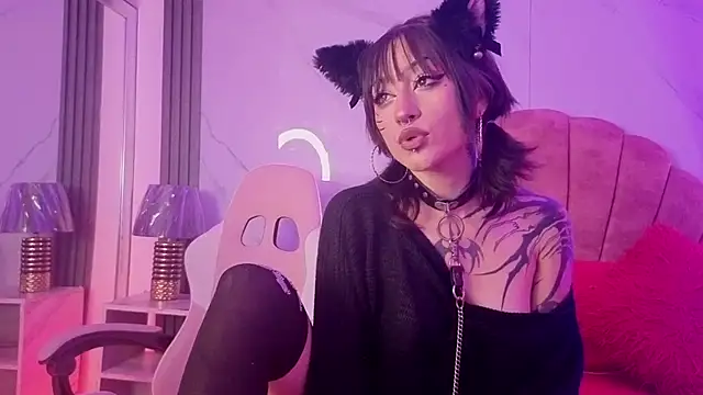 Layla Cullen online show from September 19, 7:14 pm
