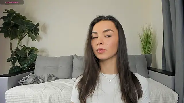 NicoleLuv online show from December 12, 7:15 pm