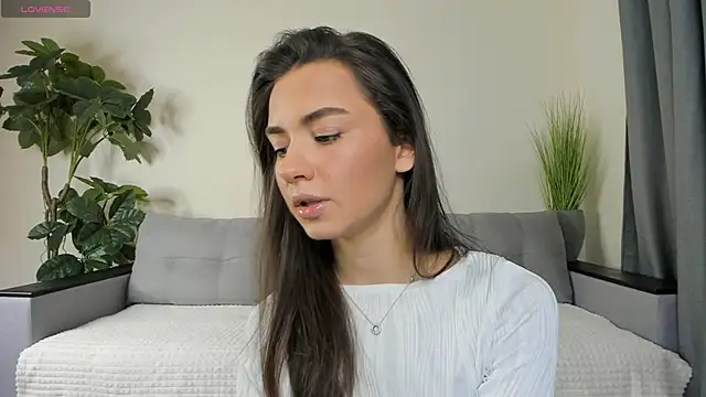 NicoleLuv online show from December 13, 1:12 pm