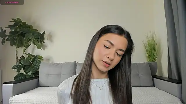 NicoleLuv online show from December 22, 1:11 pm