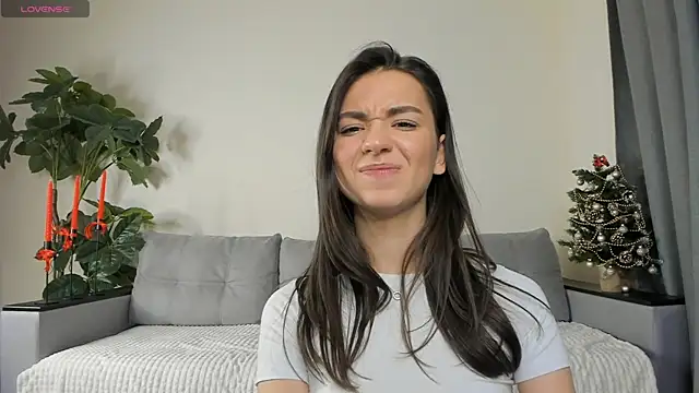 NicoleLuv online show from December 29, 7:11 pm