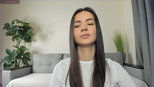 NicoleLuv online show from January 20, 1:11 pm