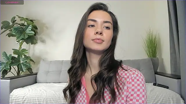 NicoleLuv online show from February 2, 7:14 pm