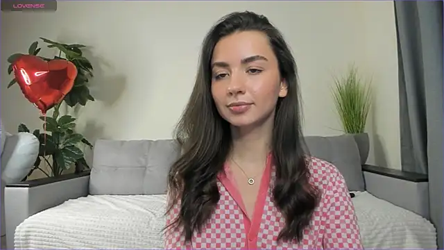 NicoleLuv online show from February 20, 7:19 pm