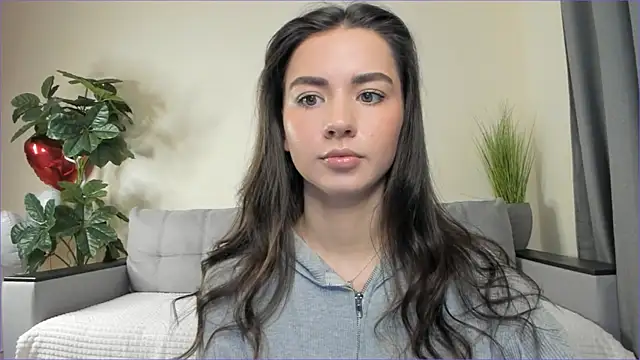 NicoleLuv online show from March 6, 1:03 pm