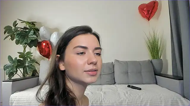 NicoleLuv online show from March 7, 4:22 pm