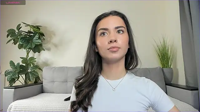 NicoleLuv online show from March 20, 1:04 pm