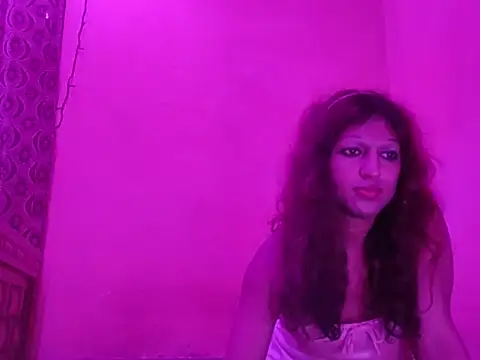 Snapshot of MmmMonikaBabie chatting on December 2, 8:44 pm MmmMonikaBabie online show from December 2, 8:44 pm