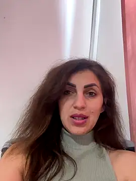 EmaSkyes online show from November 14, 8:02 am