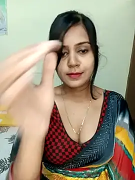 Snapshot of Miss-Riyasingh chatting on December 23, 5:49 am Miss-Riyasingh online show from December 23, 5:49 am
