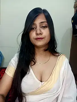 Snapshot of Miss-Riyasingh chatting on May 31, 6:04 pm Miss-Riyasingh online show from May 31, 6:04 pm