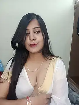 Snapshot of Miss-Riyasingh chatting on June 7, 5:11 am Miss-Riyasingh online show from June 7, 5:11 am