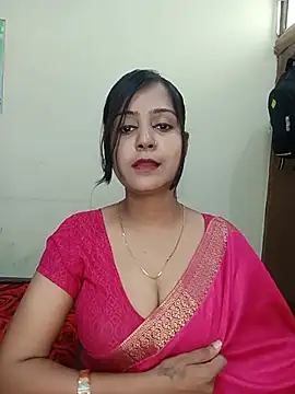 Snapshot of Miss-Riyasingh chatting on June 10, 3:50 am Miss-Riyasingh online show from June 10, 3:50 am