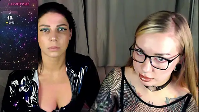 Snapshot of Carrie_Moonshine chatting on January 4, 8:48 pm Carrie Moonshine online show from January 4, 8:48 pm