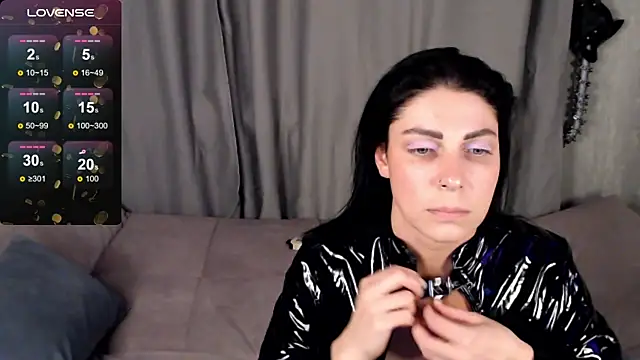 Snapshot of Carrie_Moonshine chatting on January 23, 8:45 pm Carrie Moonshine online show from January 23, 8:45 pm