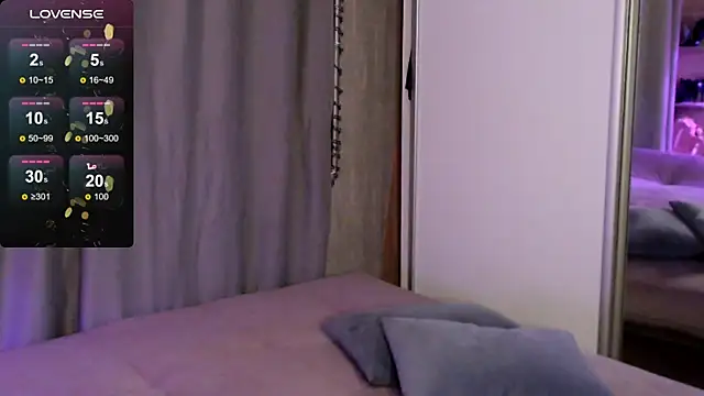 Snapshot of Carrie_Moonshine chatting on March 4, 5:56 pm Carrie Moonshine online show from March 4, 5:56 pm