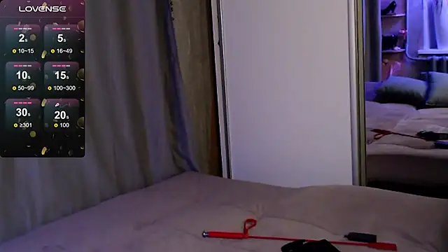 Snapshot of Carrie_Moonshine chatting on March 18, 7:31 pm Carrie Moonshine online show from March 18, 7:31 pm