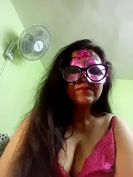 DesiMuffin online show from February 20, 4:36 pm