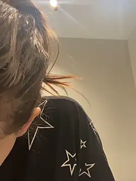 BelleSkye online show from January 17, 3:23 am