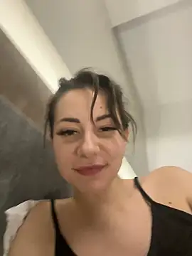 BelleSkye online show from January 26, 8:23 pm