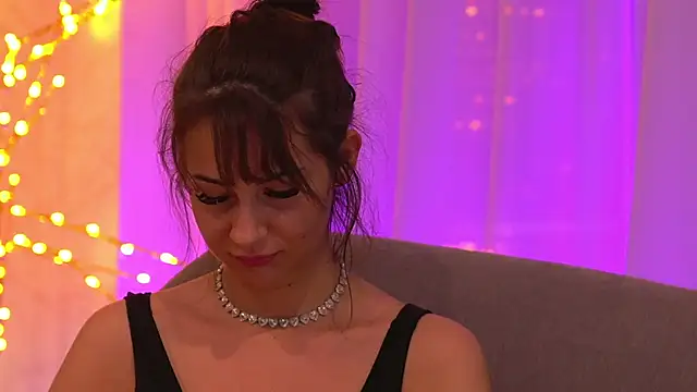 BelleSkye online show from February 5, 9:08 pm