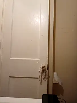 DaBishoo online show from March 26, 6:19 am