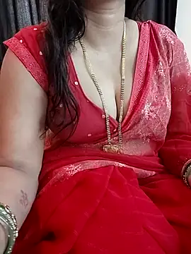 Snapshot of kaamuk_shweta chatting on March 30, 6:25 am kaamuk shweta online show from March 30, 6:25 am