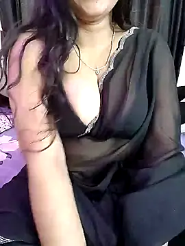 Snapshot of kaamuk_shweta chatting on April 11, 8:29 am kaamuk shweta online show from April 11, 8:29 am