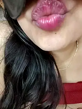 Snapshot of kaamuk_shweta chatting on April 23, 12:29 pm kaamuk shweta online show from April 23, 12:29 pm