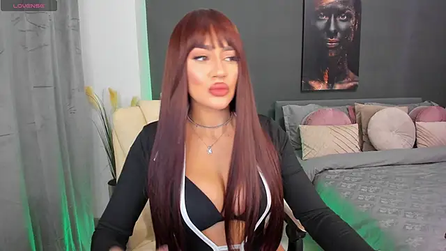 Sonia  Rey online show from January 11, 8:54 pm