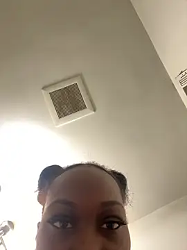 Snapshot of honeybrow chatting on January 15, 7:12 pm honeybrow online show from January 15, 7:12 pm