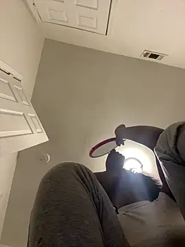 Snapshot of honeybrow chatting on February 16, 12:41 am honeybrow online show from February 16, 12:41 am