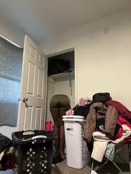 Snapshot of honeybrow chatting on February 25, 1:39 pm honeybrow online show from February 25, 1:39 pm