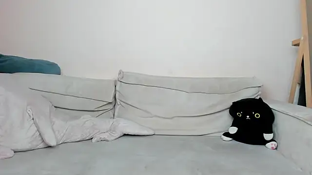 daeneryy online show from December 3, 12:38 pm