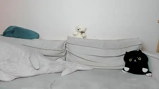 daeneryy online show from December 12, 12:33 pm