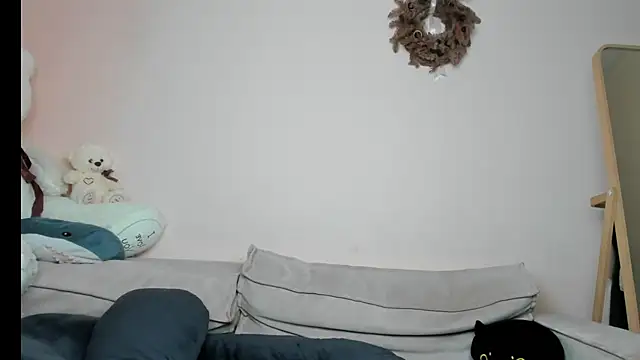 daeneryy online show from January 13, 3:23 am