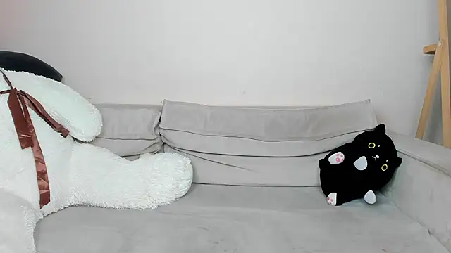 daeneryy online show from March 14, 1:48 am