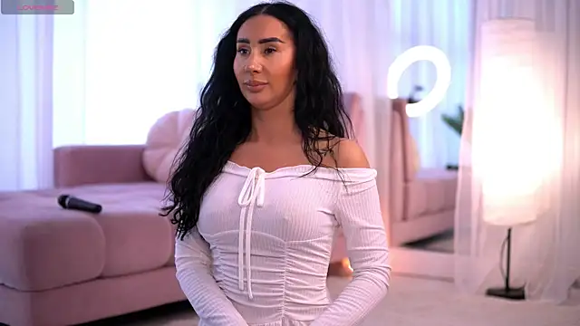 AnaRhodes online show from June 5, 8:36 pm