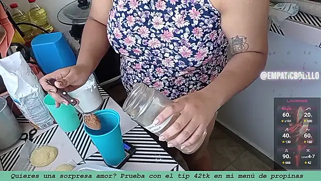 EmpaticBolillo online show from January 25, 4:24 pm