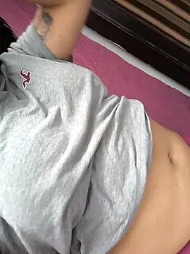 EmpaticBolillo online show from October 16, 3:02 pm